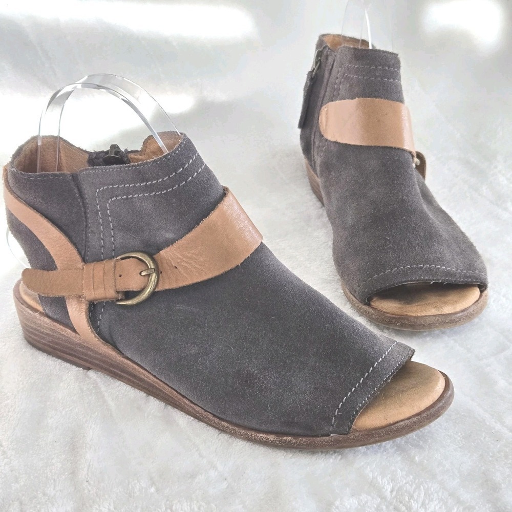 Anthropologie Gee Wawa Sandals Women's Sz 7 Gray Leather Zip Up Ankle Bootie